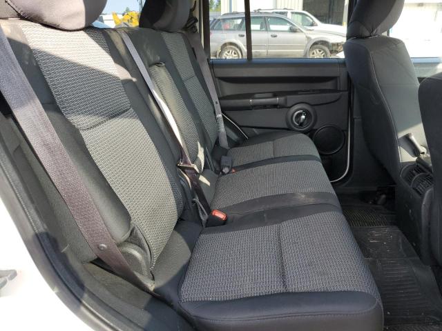 1J8HG48K19C541803 - 2009 JEEP COMMANDER SPORT Weiß Foto 11