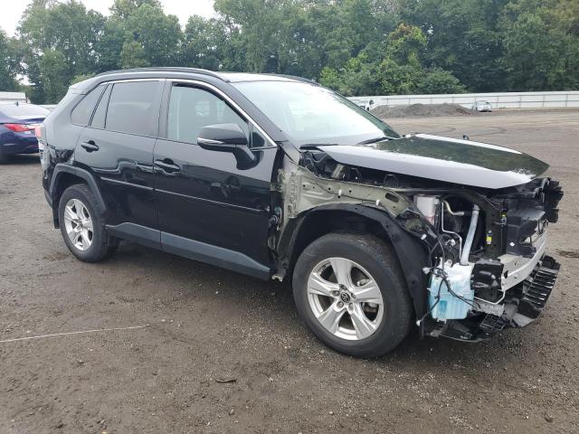 2T3P1RFV2MC180443 - 2021 TOYOTA RAV4 XLE BLACK photo 4