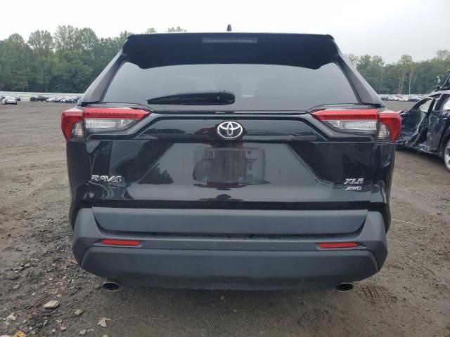 2T3P1RFV2MC180443 - 2021 TOYOTA RAV4 XLE BLACK photo 6