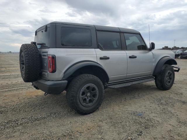 1FMEE5DP4MLA72847 - 2021 FORD BRONCO BASE SILVER photo 3