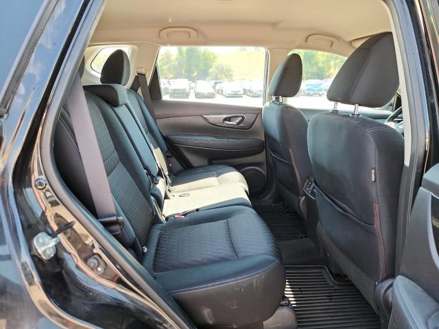 KNMAT2MV9JP568480 - 2018 NISSAN ROGUE S BLACK photo 11
