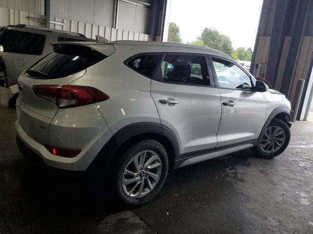 KM8J3CA46JU606651 - 2018 HYUNDAI TUCSON SEL SILVER photo 3