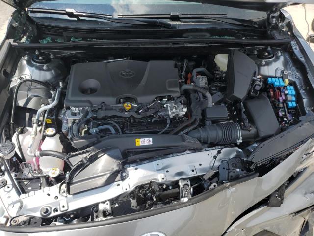 4T1DAACK8SU633547 - 2025 TOYOTA CAMRY XSE SILVER photo 11