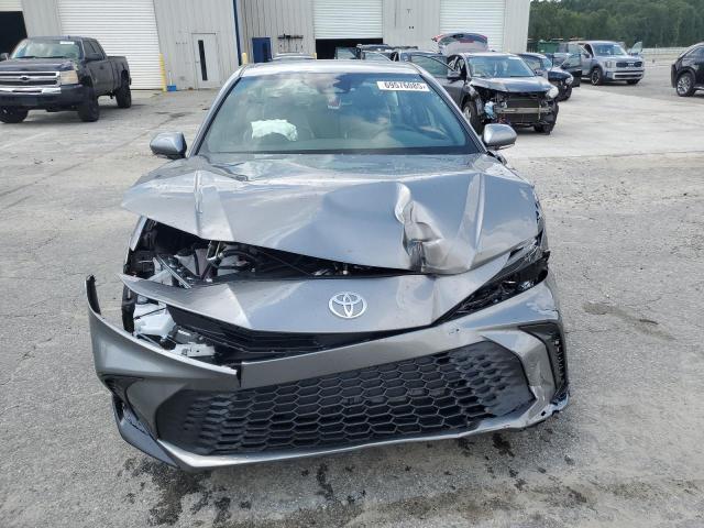 4T1DAACK8SU633547 - 2025 TOYOTA CAMRY XSE SILVER photo 5