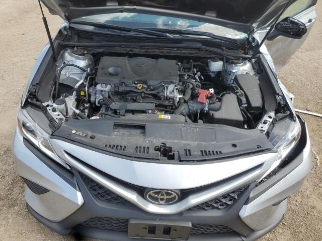 4T1B11HK1KU211720 - 2019 TOYOTA CAMRY L SILVER photo 11