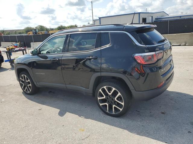 3C4NJDCBXJT179966 - 2018 JEEP COMPASS LIMITED Черный фото 2