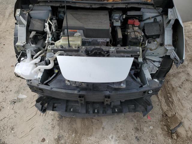 1N4AZ1CP9JC308606 - 2018 NISSAN LEAF S SILVER photo 12