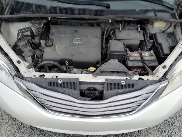 5TDDK3DC9FS114313 - 2015 TOYOTA SIENNA XLE WHITE photo 12