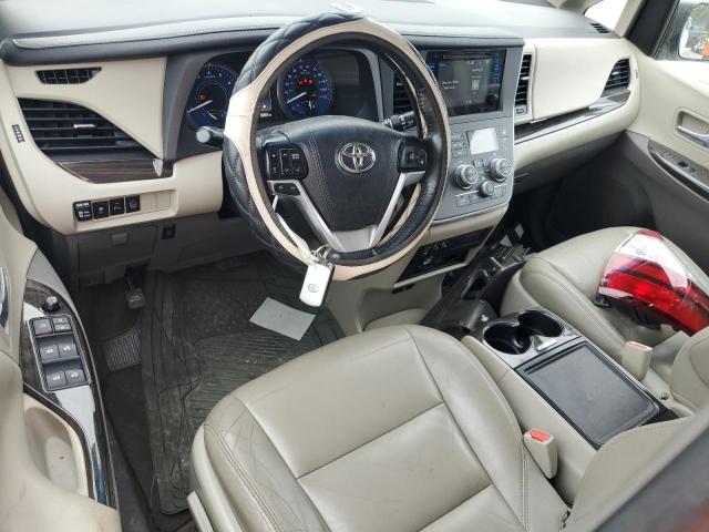 5TDDK3DC9FS114313 - 2015 TOYOTA SIENNA XLE WHITE photo 8