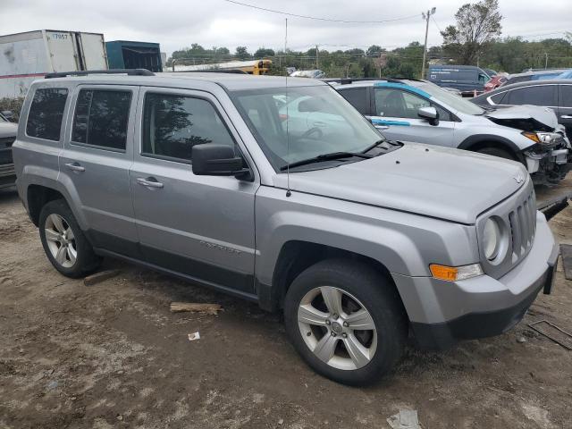 1C4NJRFB8ED855383 - 2014 JEEP PATRIOT LATITUDE GRAY photo 4