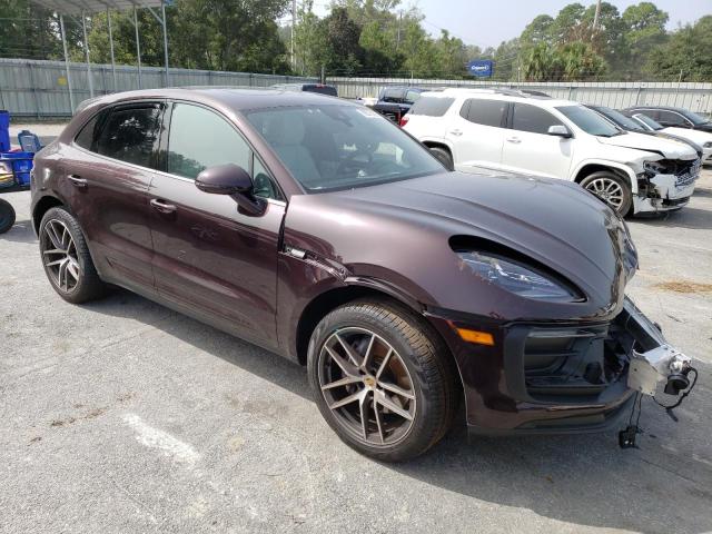 WP1AA2A58PLB00524 - 2023 PORSCHE MACAN BASE MAROON photo 4