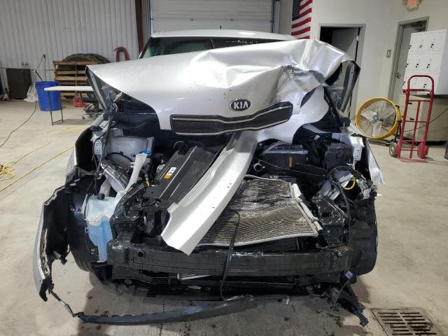 KNDJN2A22K7016163 - 2019 KIA SOUL ვერცხლისფერი ფოტო 5