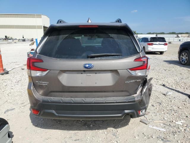 JF2SKAECXPH404075 - 2023 SUBARU FORESTER PREMIUM 棕色 照片 6