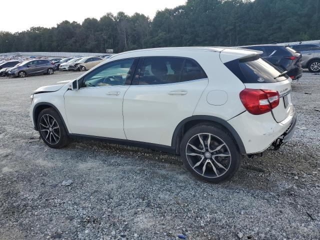 WDCTG4EB0HJ327587 - 2017 MERCEDES-BENZ GLA 250 Beyaz fotoğraf 2