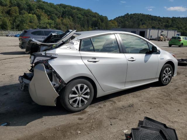 JTDL9RFU4L3018943 - 2020 TOYOTA PRIUS LE SILVER photo 3