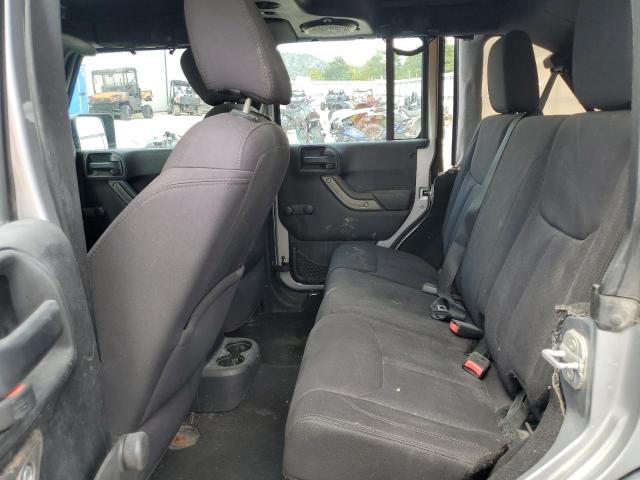 1C4BJWDG2DL685896 - 2013 JEEP WRANGLER U SPORT Srebrny zdjęcie 10