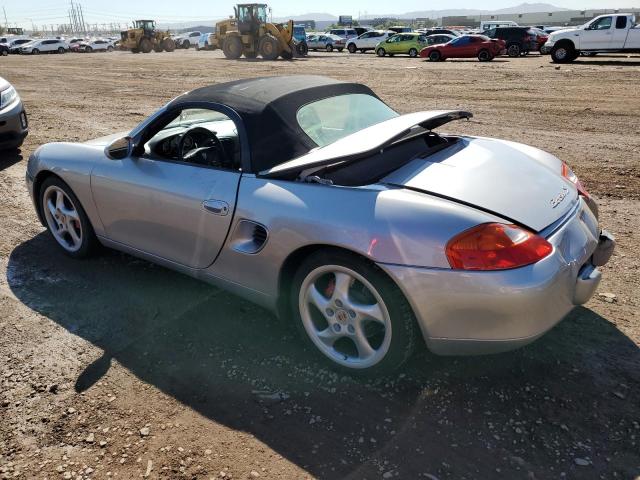 WP0CB2986YU661872 - 2000 PORSCHE BOXSTER S SILVER photo 2