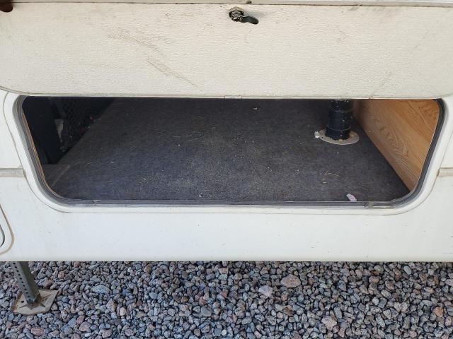 4YDF29B224J455713 - 2004 KEYSTONE MONTANA WHITE photo 8