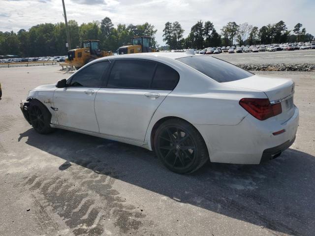 WBAYE4C54DD137652 - 2013 BMW 740 LI WHITE photo 2