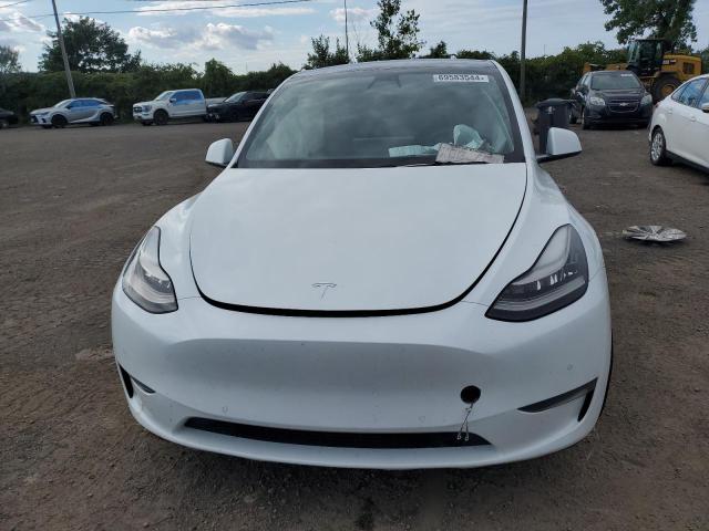 5YJYGDEE2LF026213 - 2020 TESLA MODEL Y WHITE photo 5