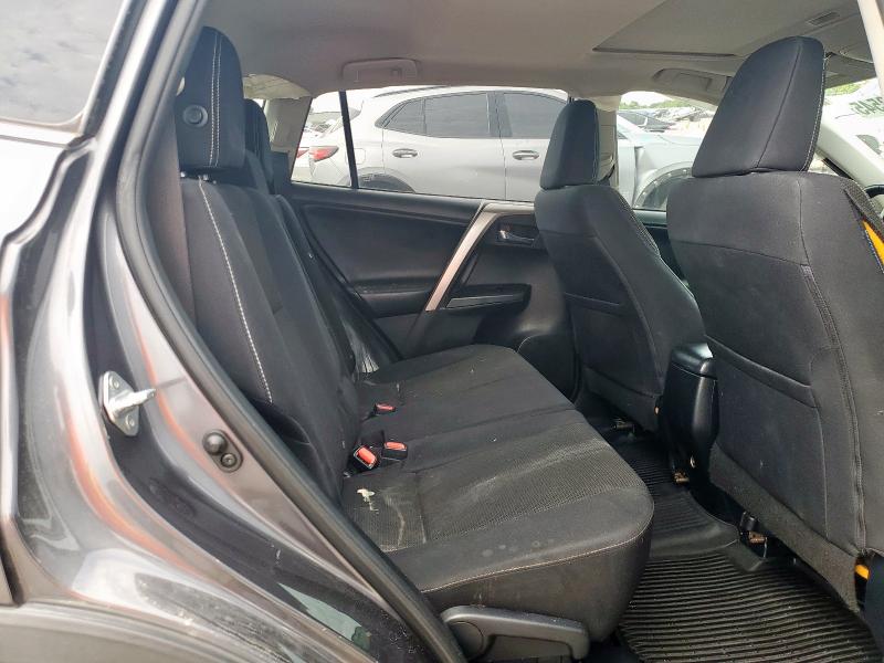 JTMWFREVXHJ131296 - 2017 TOYOTA RAV4 XLE 灰色 照片 11