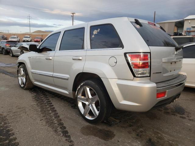 1J8HR78356C335335 - 2006 JEEP GRAND CHER SRT-8 SILVER photo 2