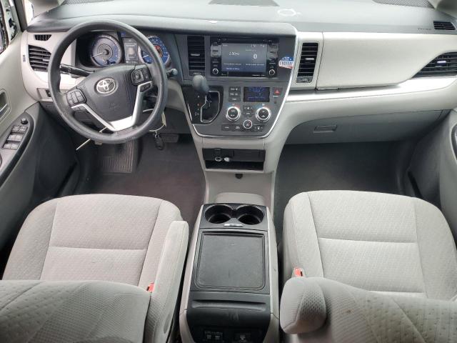 5TDKZ3DC1KS990709 - 2019 TOYOTA SIENNA LE Biały zdjęcie 8