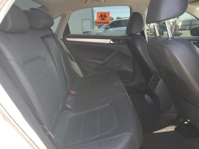 1VWBH7A32DC033389 - 2013 VOLKSWAGEN PASSAT SE WHITE photo 10