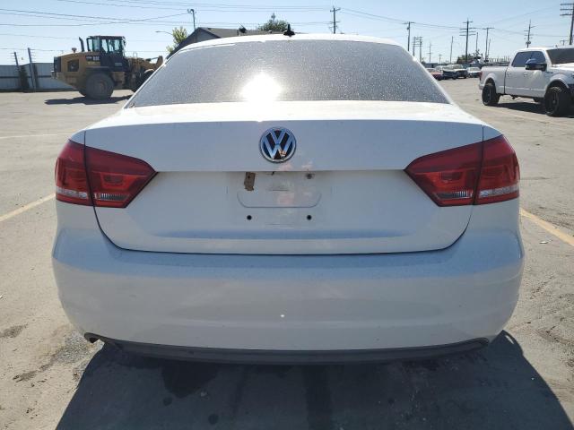 1VWBH7A32DC033389 - 2013 VOLKSWAGEN PASSAT SE WHITE photo 6