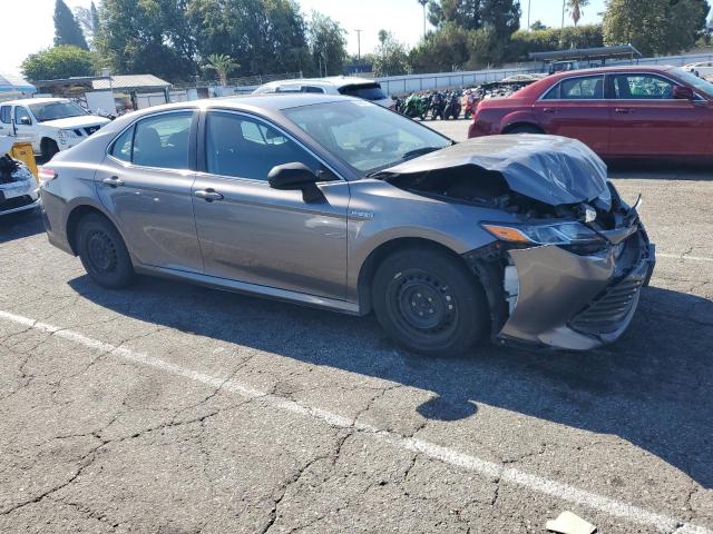 4T1C31AK5LU545971 - 2020 TOYOTA CAMRY LE Сұр фото 4