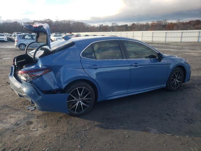 4T1G11AK9PU080026 - 2023 TOYOTA CAMRY SE NIGHT SHADE BLUE photo 3