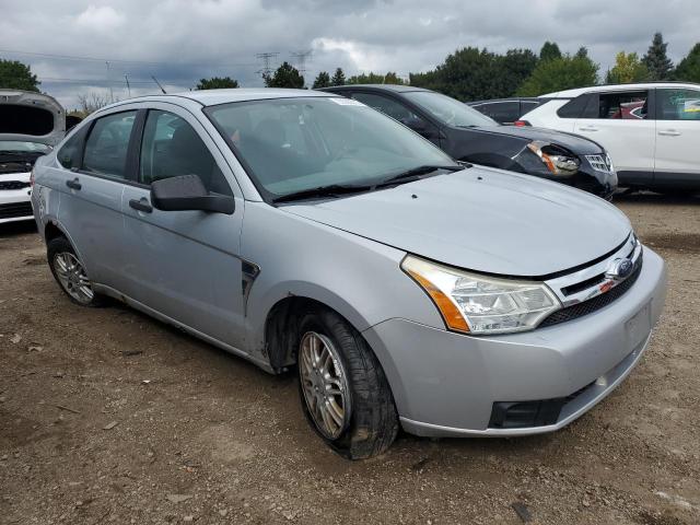 1FAHP35N78W138654 - 2008 FORD FOCUS SE SILVER photo 4