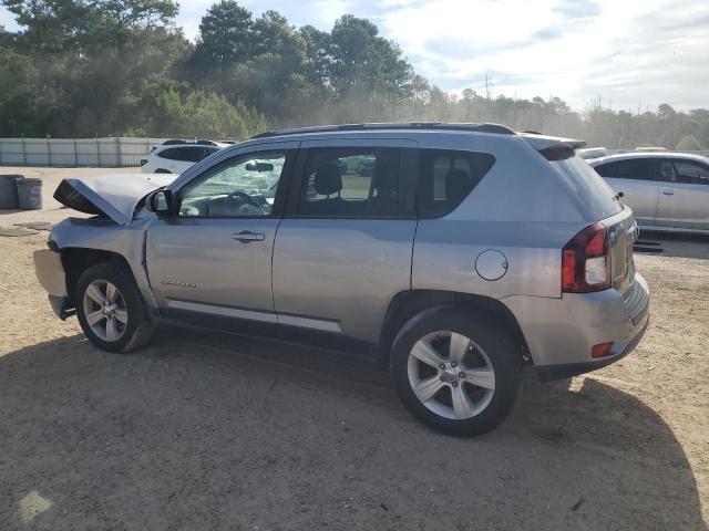 1C4NJDBB9FD437523 - 2015 JEEP COMPASS SPORT Серебристый фото 2