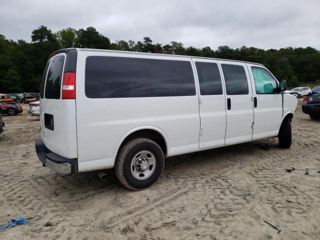 1GAZGPFG9H1121950 - 2017 CHEVROLET EXPRESS G3 LT WHITE photo 3