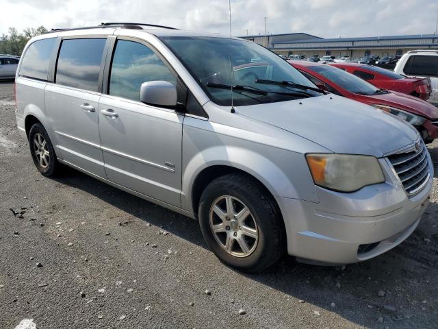 2A8HR54PX8R816012 - 2008 CHRYSLER TOWN & COU TOURING ვერცხლისფერი ფოტო 4