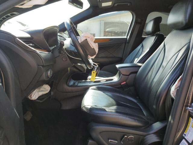 5LMCJ2D90KUL03332 - 2019 LINCOLN MKC SELECT ნაცრისფერი ფოტო 7