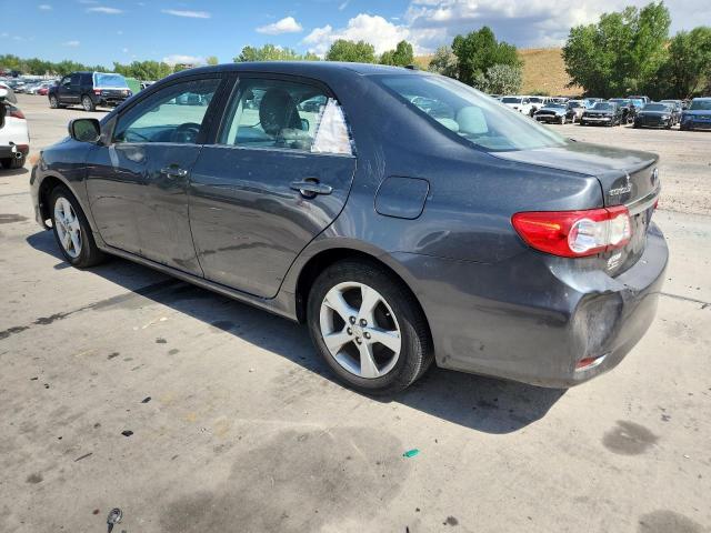 2T1BU4EE5DC120123 - 2013 TOYOTA COROLLA BASE Grafit foto 2
