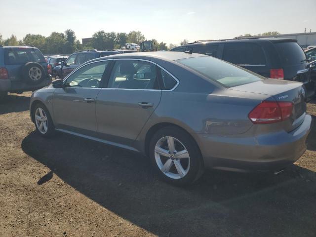 1VWBT7A30EC112642 - 2014 VOLKSWAGEN PASSAT SE GRAY photo 2