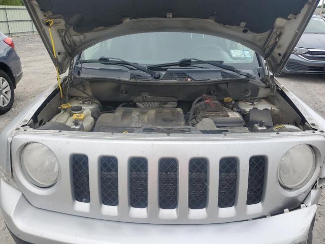 1C4NJRBB1ED595527 - 2014 JEEP PATRIOT SPORT 银色 照片 12