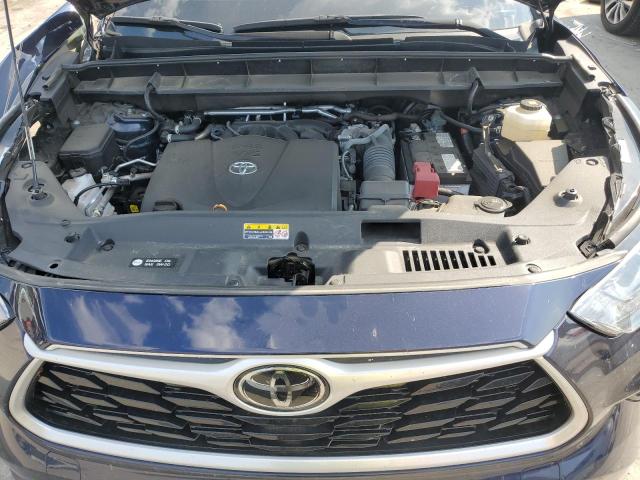 5TDGZRAH7MS084446 - 2021 TOYOTA HIGHLANDER XLE BLUE photo 12