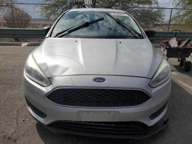 1FADP3E29HL211545 - 2017 FORD FOCUS S 银色 照片 5