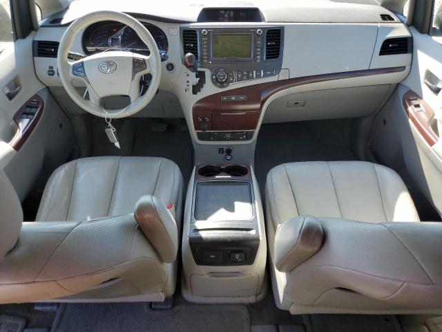 5TDYK3DC5CS215880 - 2012 TOYOTA SIENNA XLE 银色 照片 8