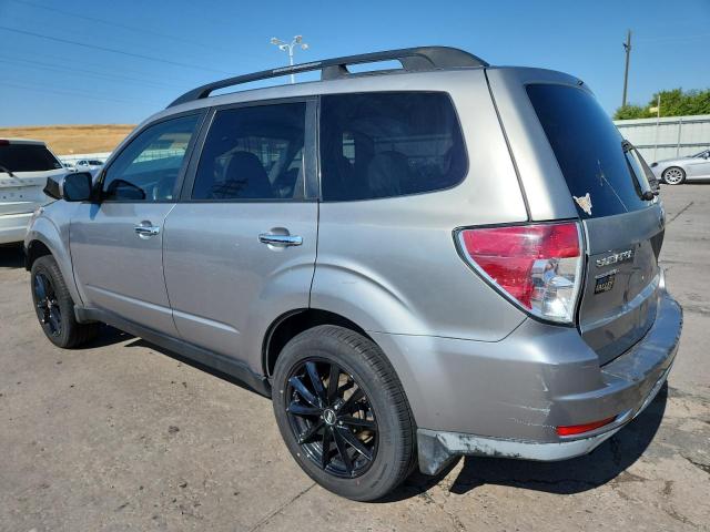JF2SH6CC2AH776497 - 2010 SUBARU FORESTER 2.5X PREMIUM SILVER photo 2