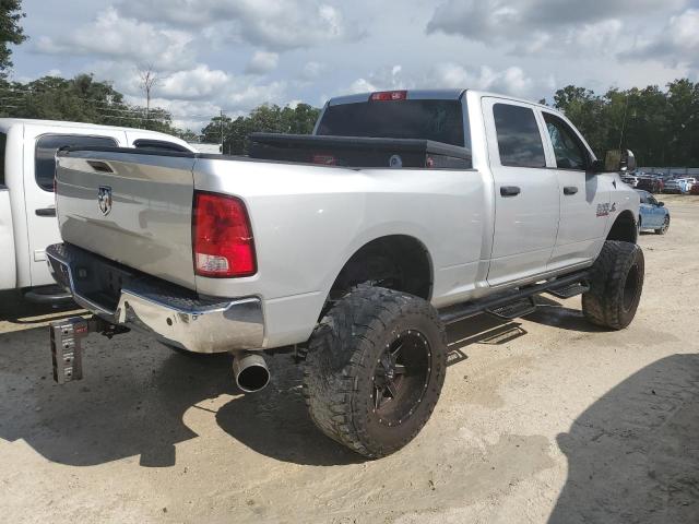 3C6UR5CL1JG343740 - 2018 RAM 2500 ST Серебристый фото 3