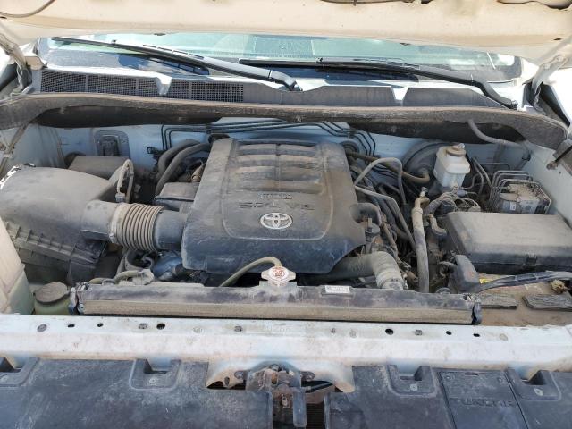 5TFUW5F11JX753011 - 2018 TOYOTA TUNDRA DOUBLE CAB SR/SR5 WHITE photo 11