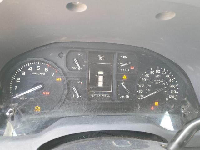 5TFUW5F11JX753011 - 2018 TOYOTA TUNDRA DOUBLE CAB SR/SR5 WHITE photo 9