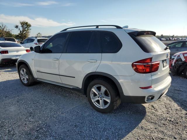 5UXZW0C54BL656084 - 2011 BMW X5 XDRIVE35D 白色 照片 2