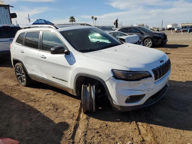 1C4PJMMX7MD111072 - 2021 JEEP CHEROKEE LATITUDE LUX WHITE photo 4