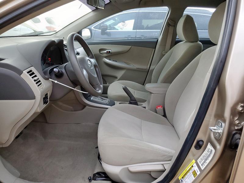 1NXBU4EE5AZ287477 - 2010 TOYOTA COROLLA BASE Gold Foto 7