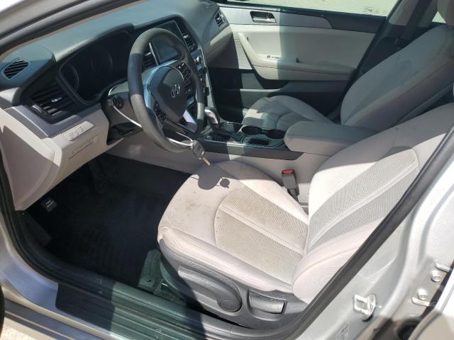 5NPE24AF3KH817883 - 2019 HYUNDAI SONATA SE 银色 照片 7